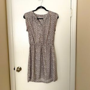 LOFT Outlet Grey and White Sleeveless Lightweight Summer Tie Dress